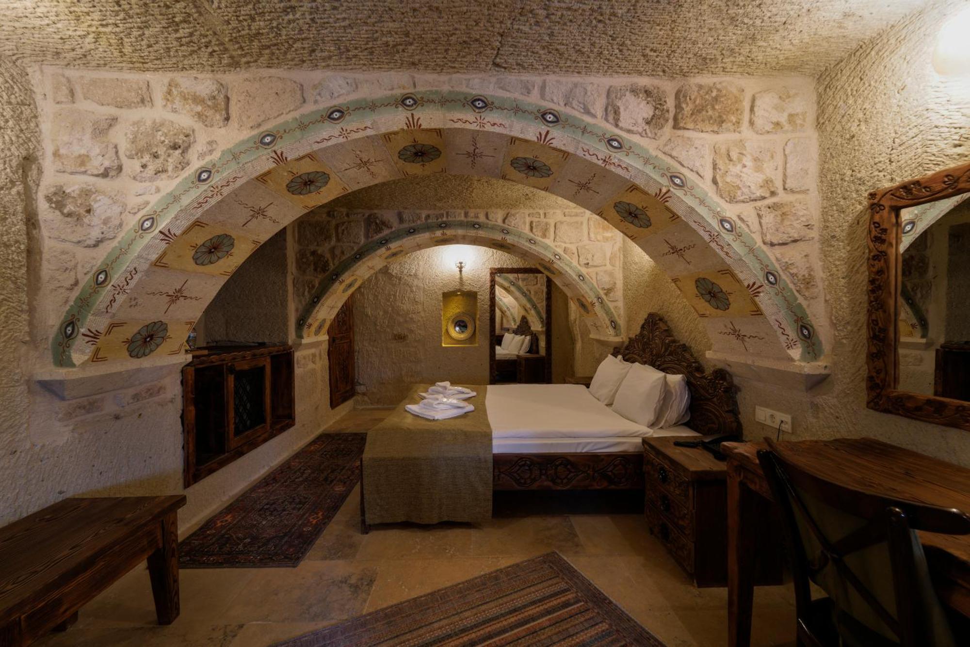 Capp Royal Cave Hotel อูร์กุบ ภายนอก รูปภาพ