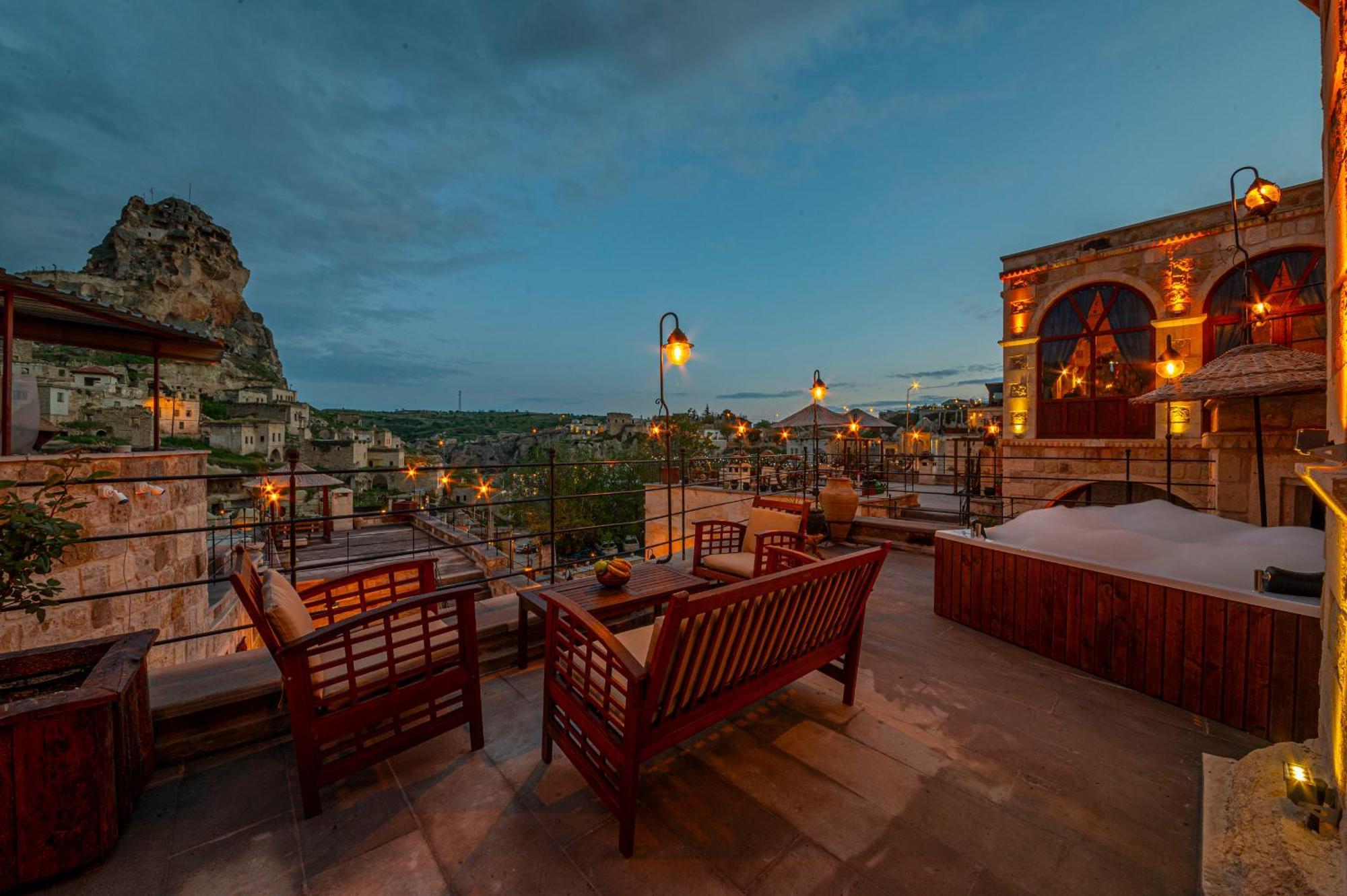 Capp Royal Cave Hotel อูร์กุบ ภายนอก รูปภาพ