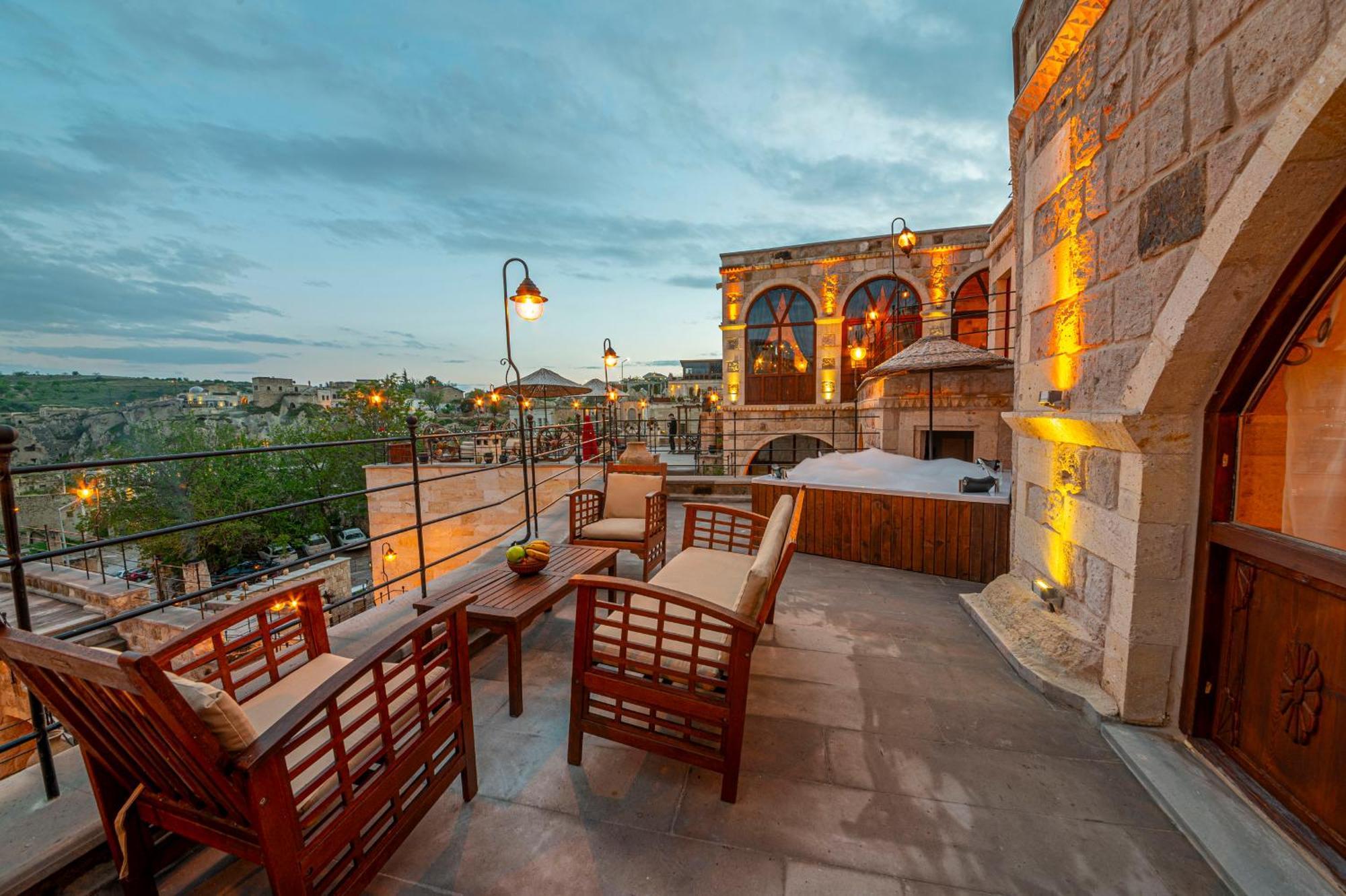 Capp Royal Cave Hotel อูร์กุบ ภายนอก รูปภาพ