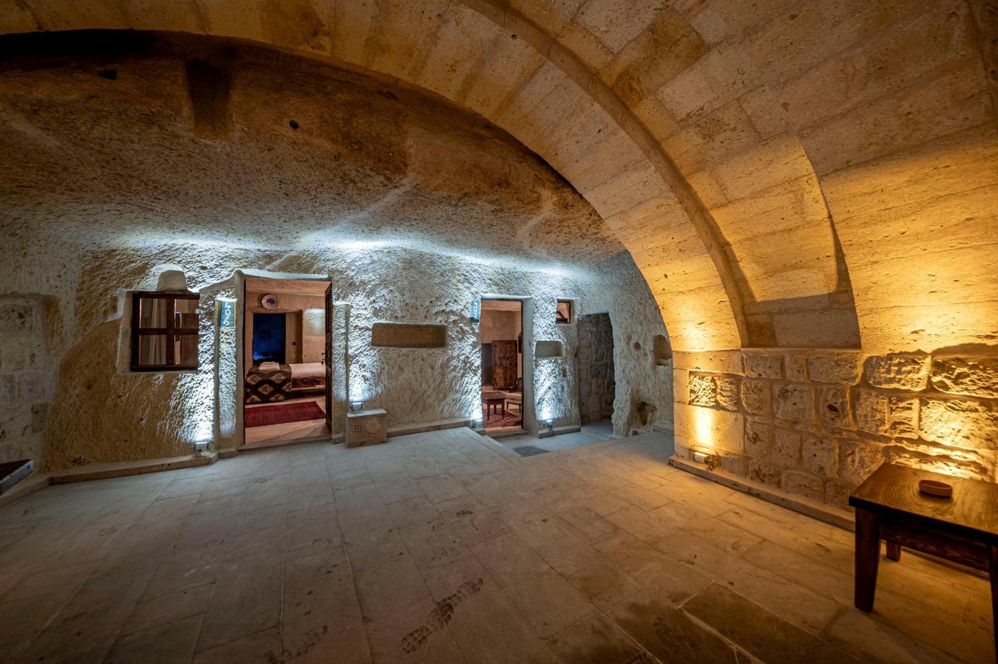Capp Royal Cave Hotel อูร์กุบ ภายนอก รูปภาพ