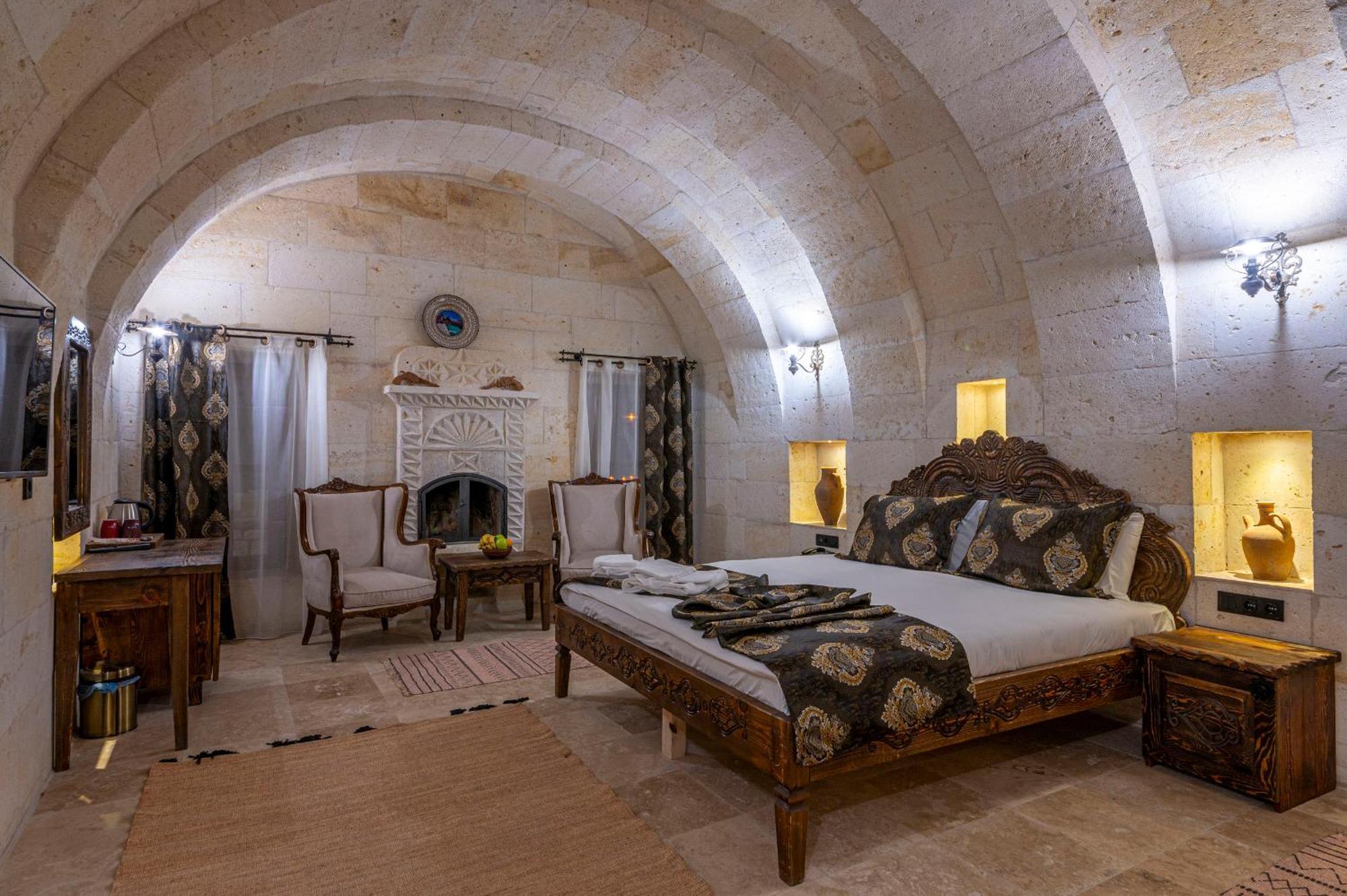 Capp Royal Cave Hotel อูร์กุบ ภายนอก รูปภาพ