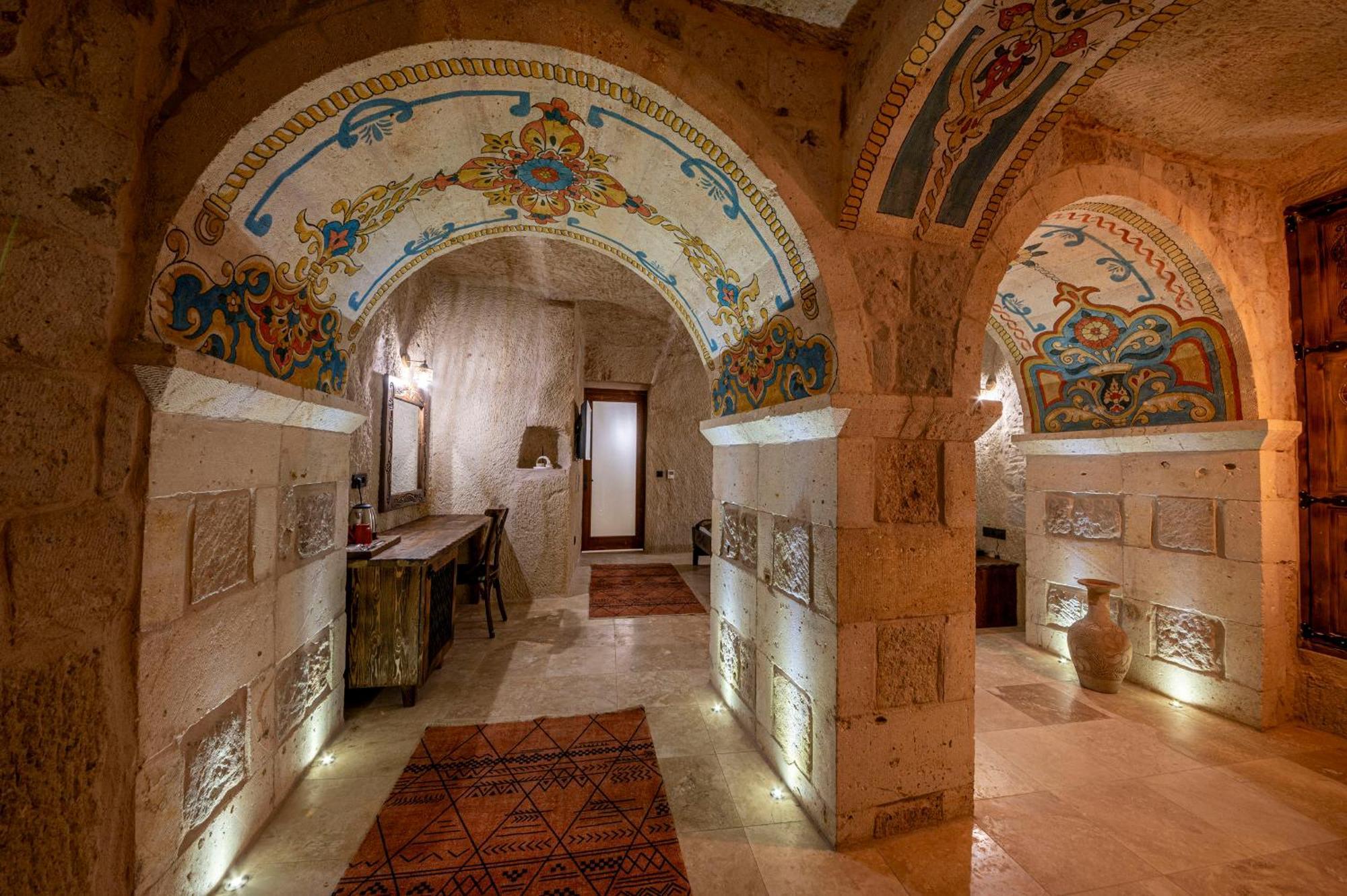 Capp Royal Cave Hotel อูร์กุบ ภายนอก รูปภาพ